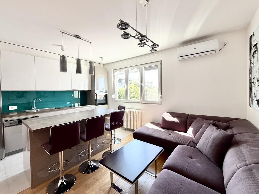 Slika 3 - Vojvode Brane, Trosoban stan za izdavanje, 62m2, 900€