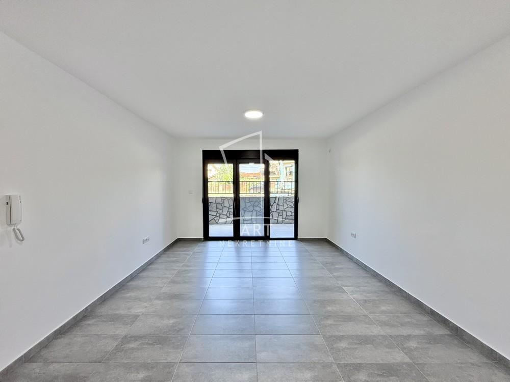 Slika 5 - Doljanska (Sremčica), Dvoiposoban stan na prodaju, 54m2, 99.000€