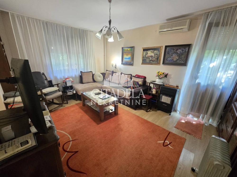 Glavna slika -Ljubomira Ivkovića Šuce, Trosoban stan na prodaju, 64m2, 160.000€