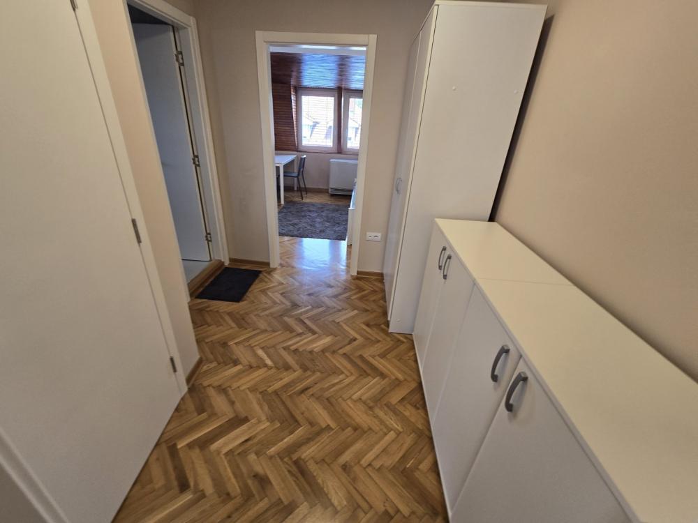 Slika 7 - Admirala Vukovića, Dvosoban stan za izdavanje, 48m2, 450€