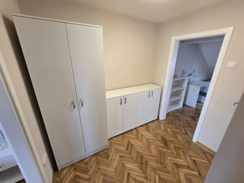 Slika 5 - Admirala Vukovića, Dvosoban stan za izdavanje, 48m2, 450€