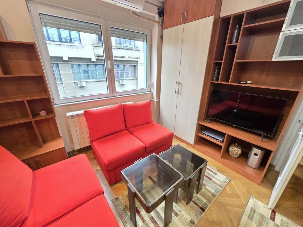 Slika 3 - Albanske spomenice, Dvosoban stan za izdavanje, 40m2, 550€