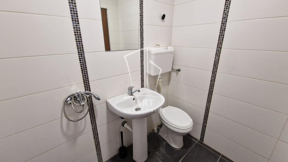 Slika 10 - Ljiljane Krstić,  Lokal za izdavanje, 70m2, 500€