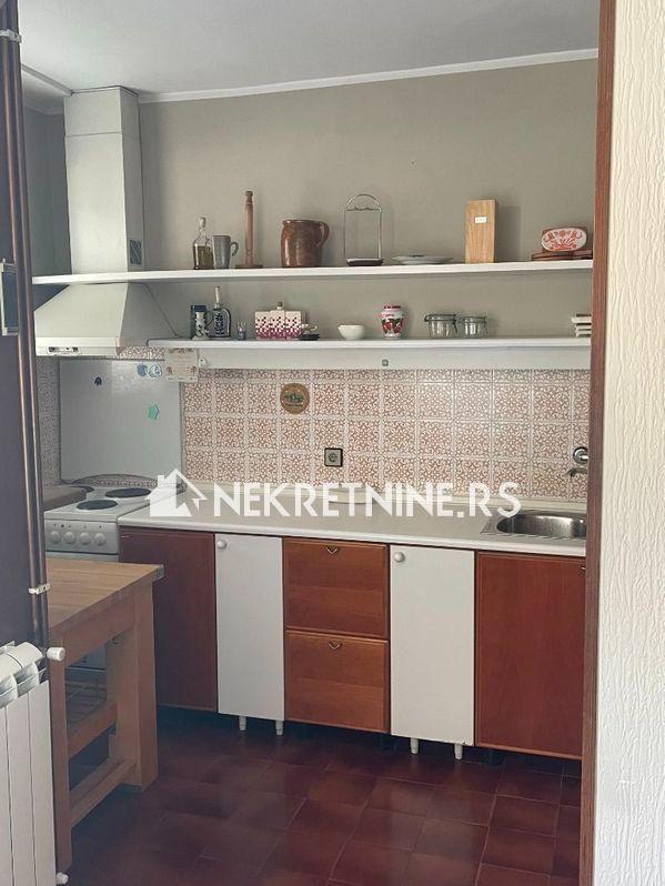 Slika 3 - Jug Bogdanova, Trosoban stan za izdavanje, 72m2, 650€