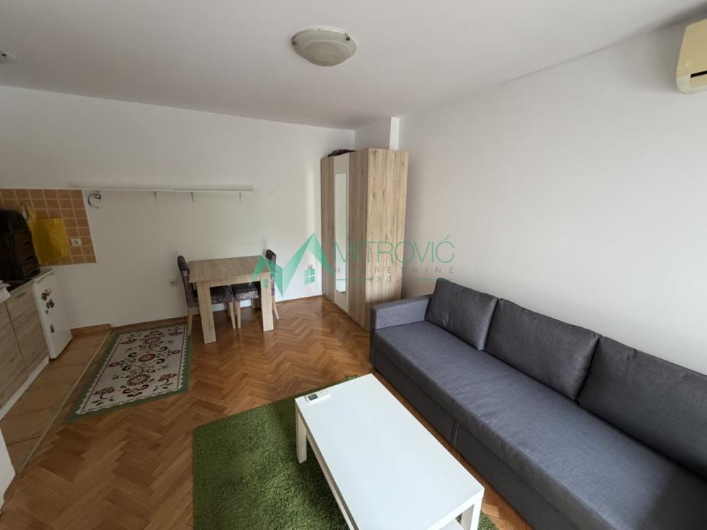 Glavna slika -Dvosoban stan za izdavanje, 34m2, 370€