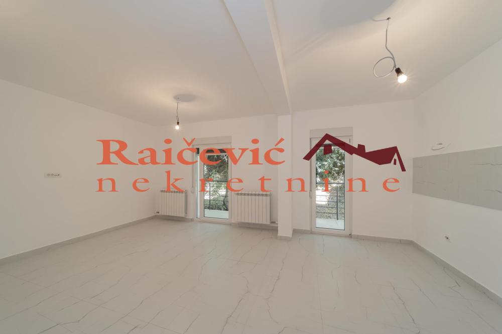 Slika 1 - Kaludjerica, Trosoban stan na prodaju, 82m2, 134.500€