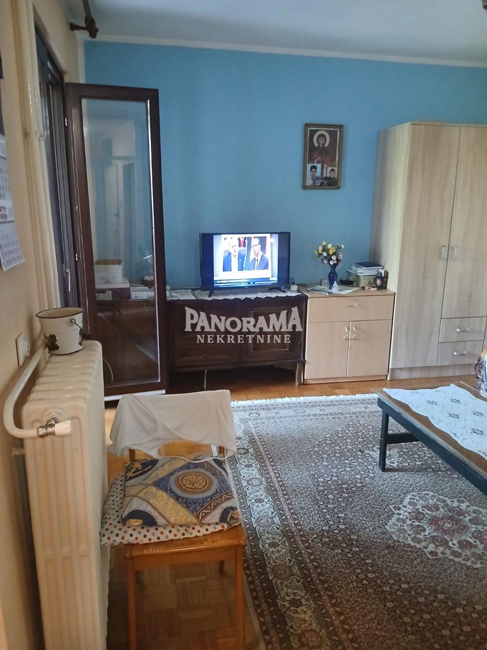 Slika 1 - Peđe Milosavljevića, Jednoiposoban stan na prodaju, 53m2, 155.000€