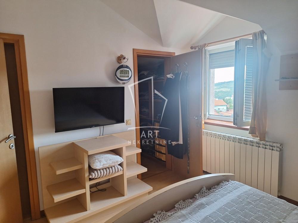 Slika 8 - Murmanska,  Kuća za izdavanje, 250m2, 1.950€