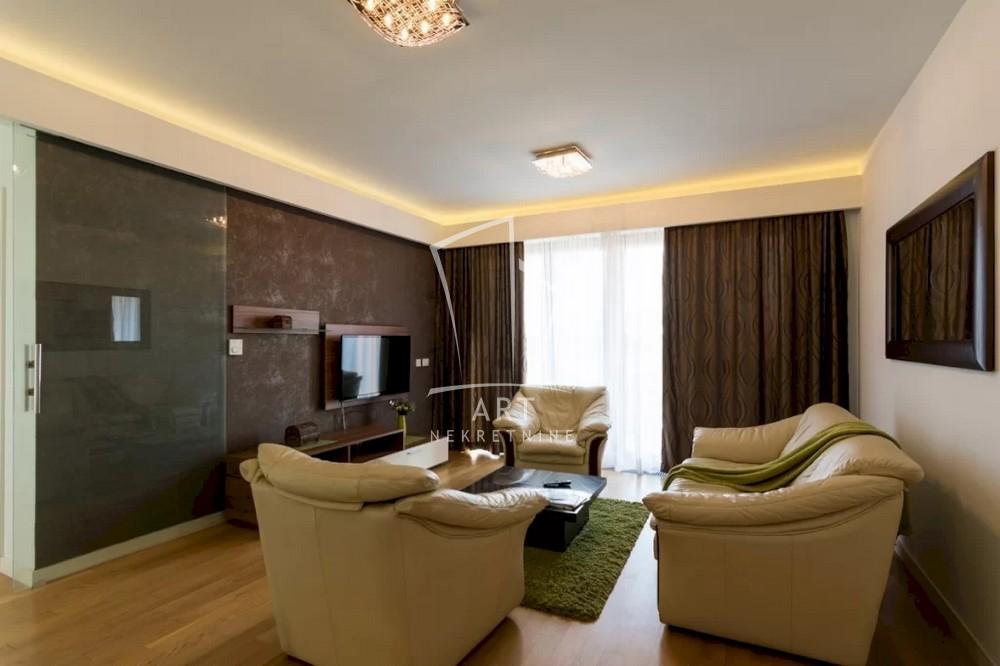 Slika 2 - Omladinskih brigada, Dvosoban stan za izdavanje, 62m2, 1.200€