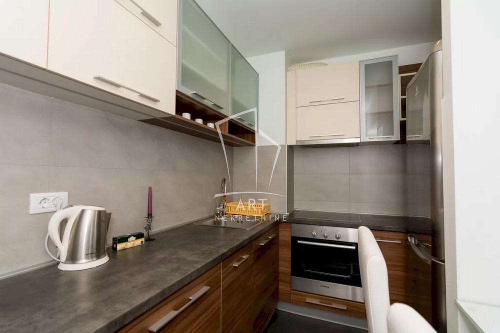 Slika 4 - Omladinskih brigada, Dvosoban stan za izdavanje, 62m2, 1.200€