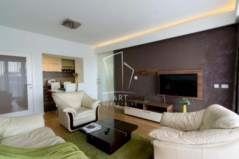 Slika 1 - Omladinskih brigada, Dvosoban stan za izdavanje, 62m2, 1.200€
