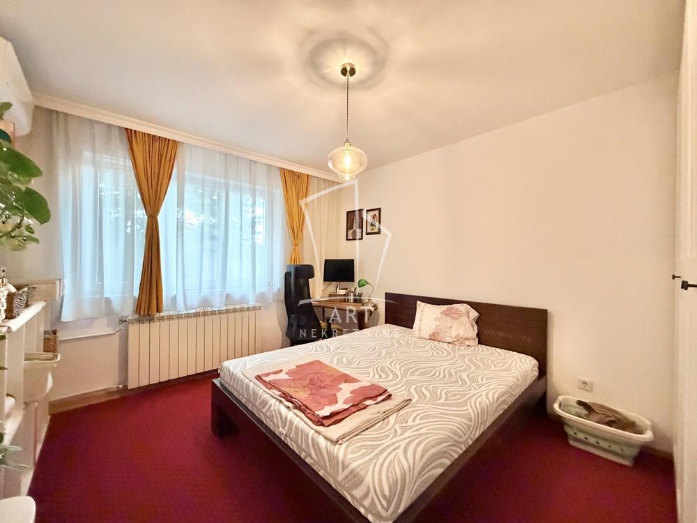 Slika 6 - Kraljice Natalije, Trosoban stan na prodaju, 78m2, 345.000€
