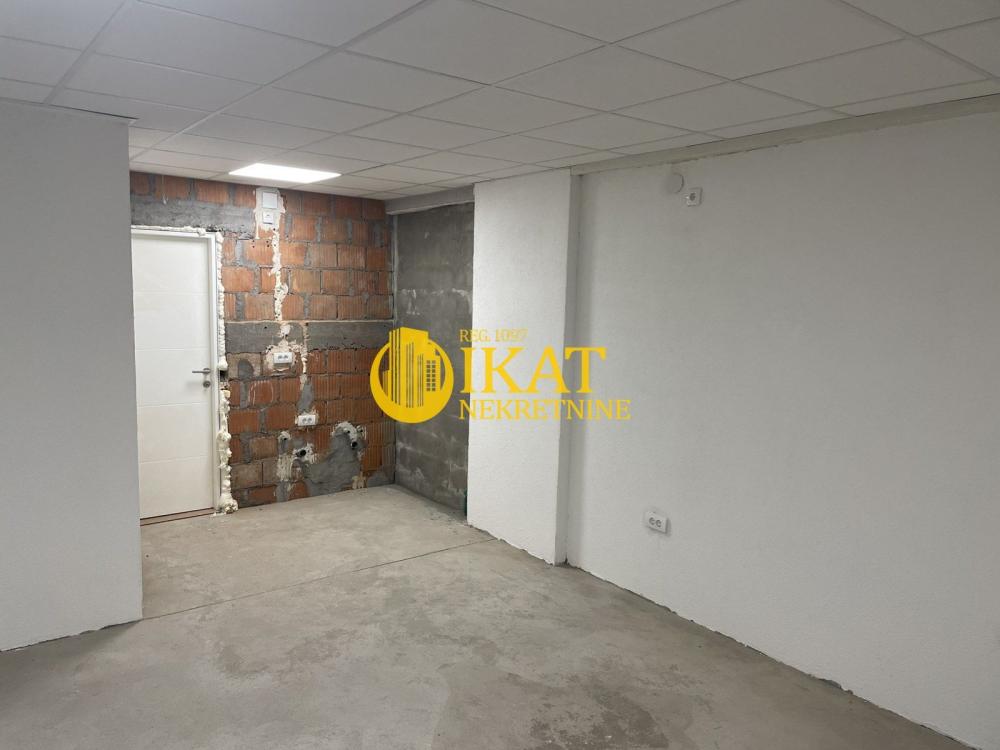 Slika 6 - Vojvode Stepe,  Lokal za izdavanje, 82m2, 700€