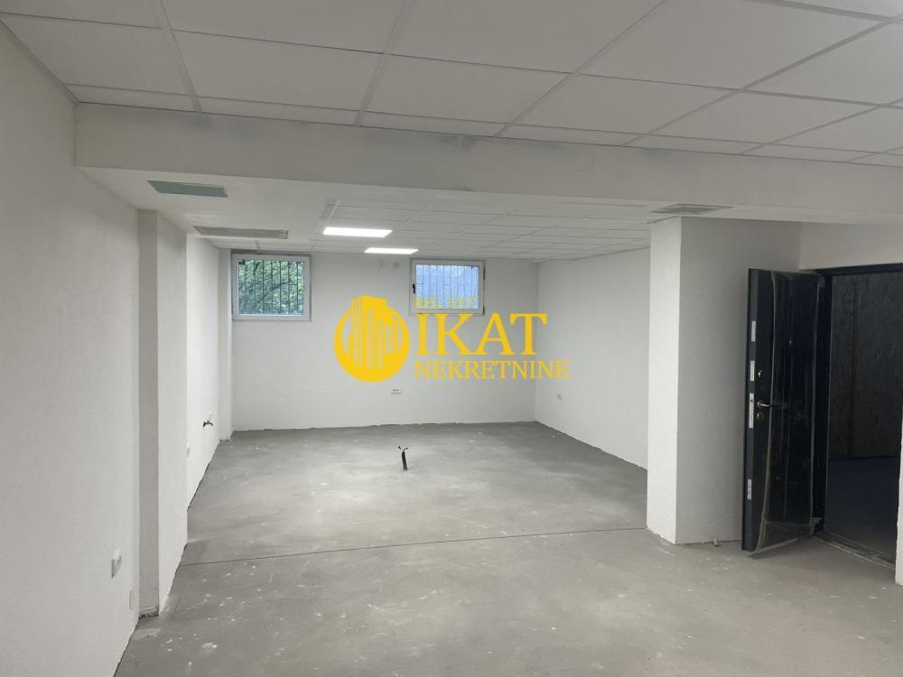 Glavna slika -Vojvode Stepe,  Lokal za izdavanje, 82m2, 700€