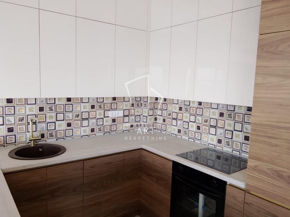 Slika 4 - Milisava Đurovića, Trosoban stan za izdavanje, 94m2, 1.300€