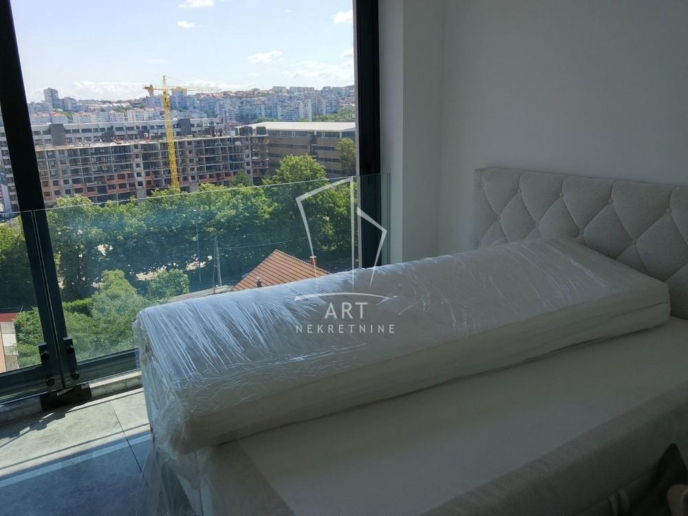 Slika 5 - Milisava Đurovića, Trosoban stan za izdavanje, 94m2, 1.300€