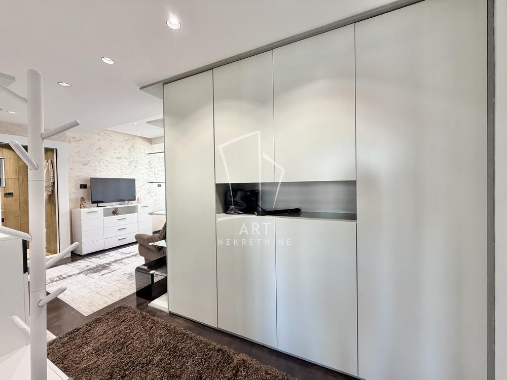 Slika 8 - Simina, Četvorosoban stan za izdavanje, 82m2, 1.600€