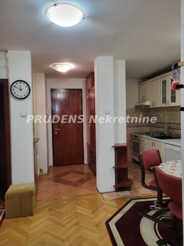 Slika 3 - Danila Lekića Španca, Trosoban stan za izdavanje, 70m2, 800€