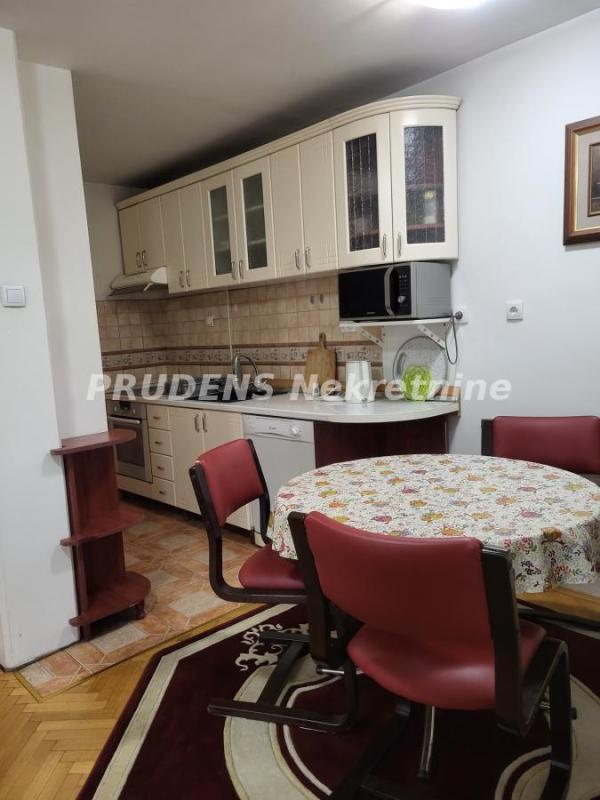 Slika 2 - Danila Lekića Španca, Trosoban stan za izdavanje, 70m2, 800€