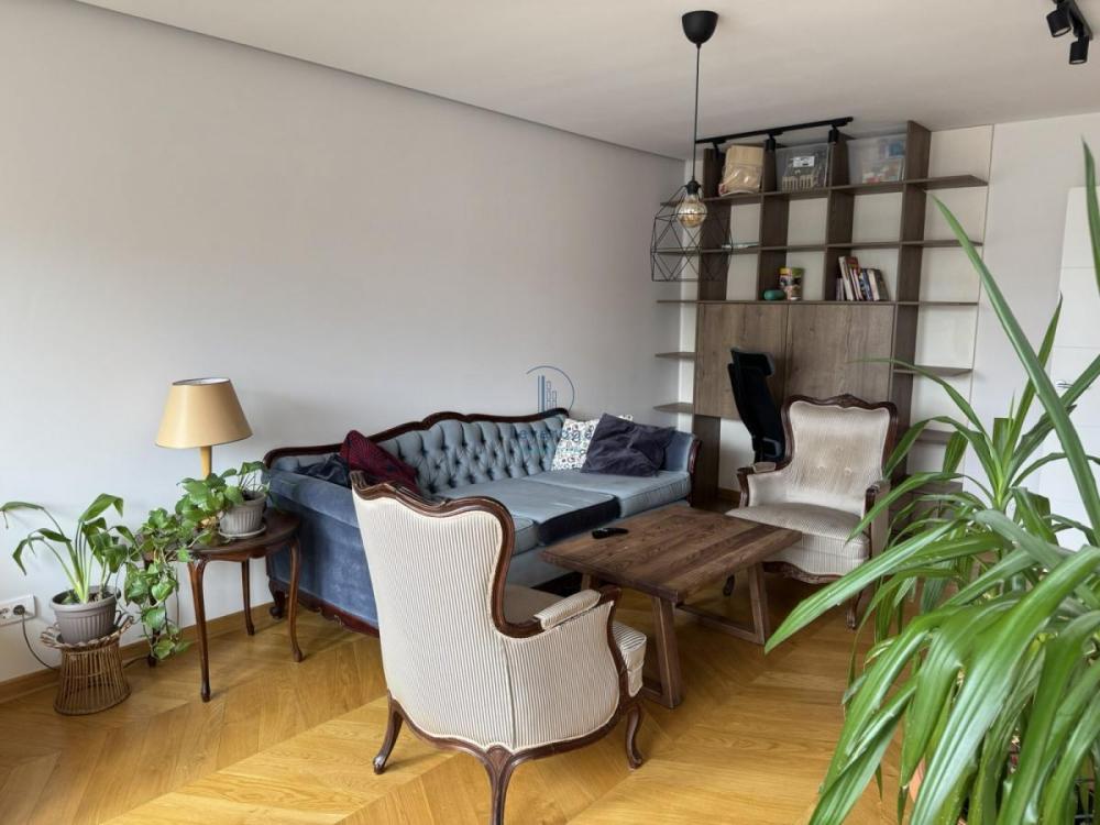 Slika 1 - Trosoban stan za izdavanje, 75m2, 1.300€