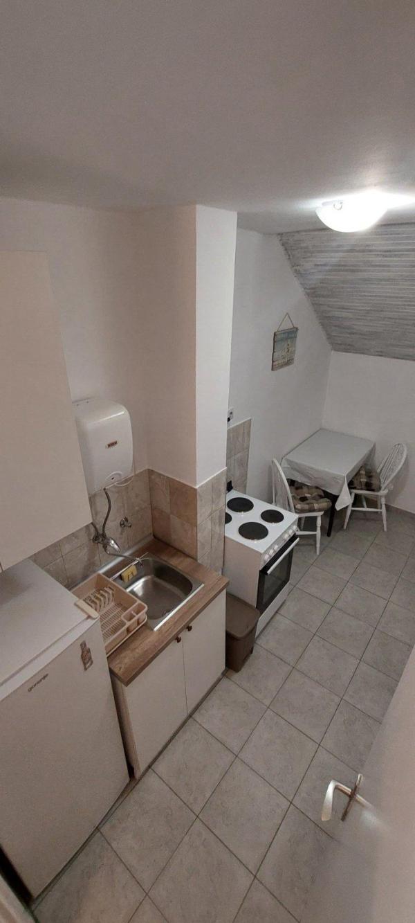 Slika 5 - Ismeta Mujezinovića, Jednosoban stan za izdavanje, 40m2, 430€