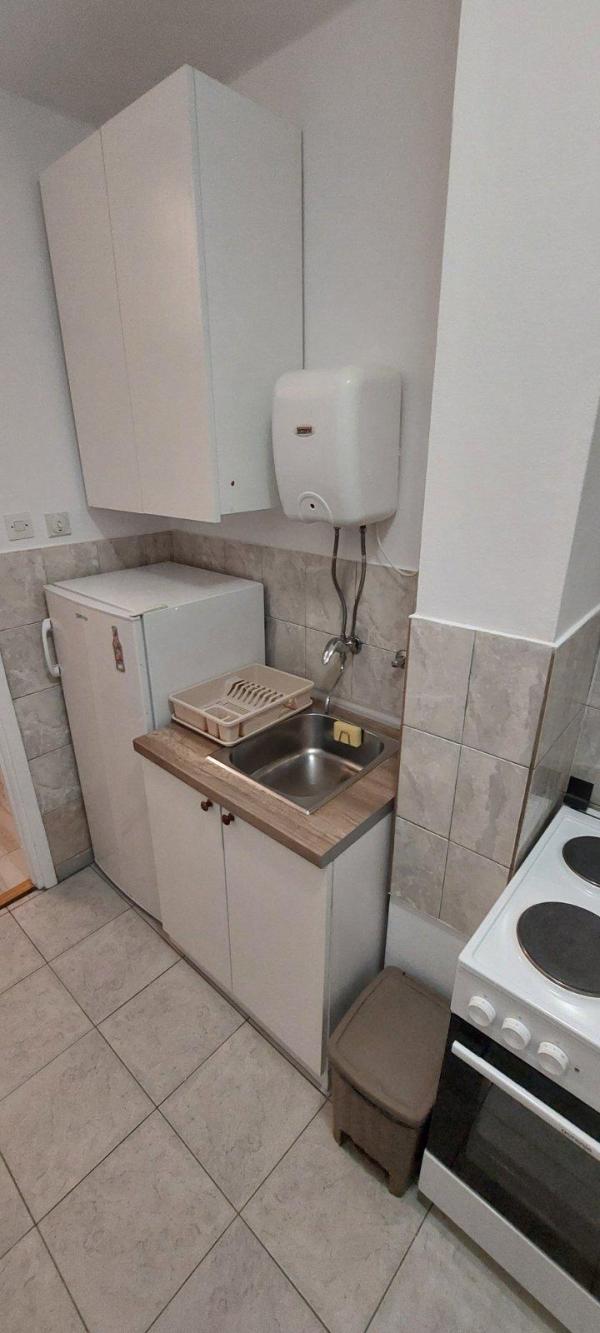 Slika 6 - Ismeta Mujezinovića, Jednosoban stan za izdavanje, 40m2, 430€