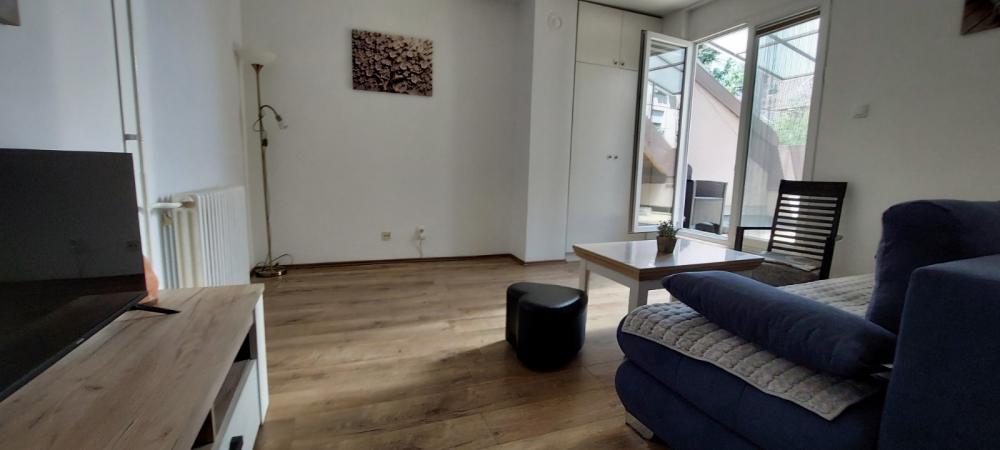 Slika 1 - Ismeta Mujezinovića, Jednosoban stan za izdavanje, 40m2, 430€