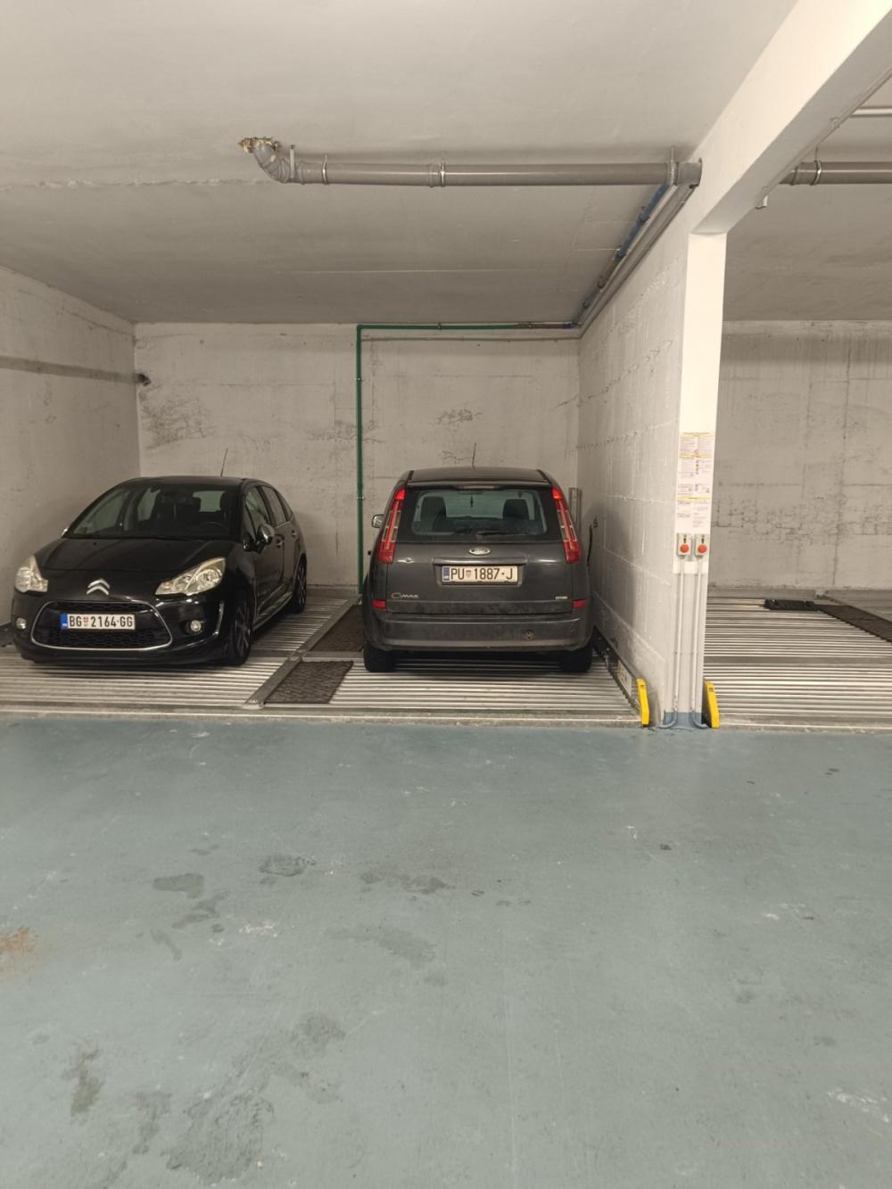 Slika 10 - Bulevar oslobođenja, Trosoban stan za izdavanje, 77m2, 1.300€