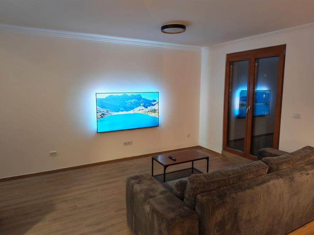Slika 1 - Bulevar oslobođenja, Trosoban stan za izdavanje, 77m2, 1.300€