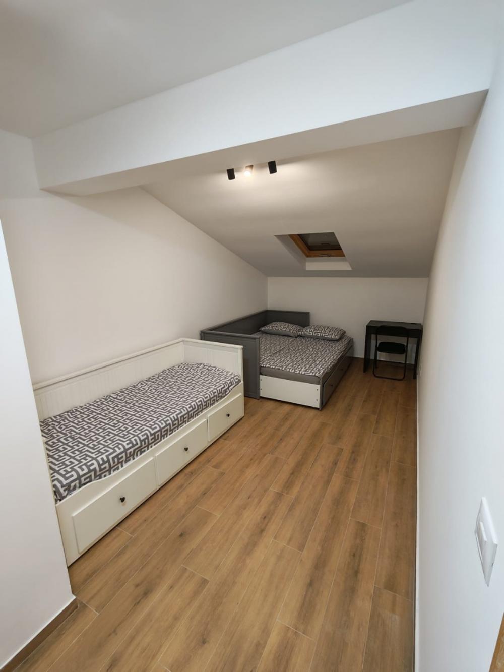 Slika 6 - Bulevar oslobođenja, Trosoban stan za izdavanje, 77m2, 1.300€