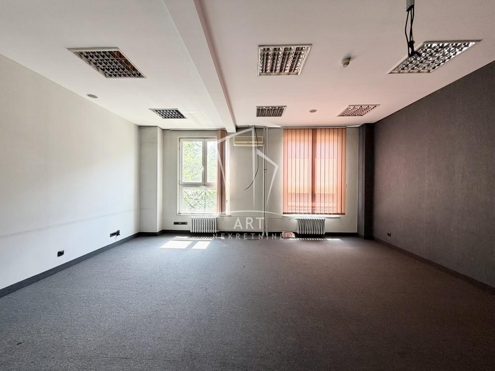 Slika 4 - Takovska,  Lokal za izdavanje, 201m2, 2.400€