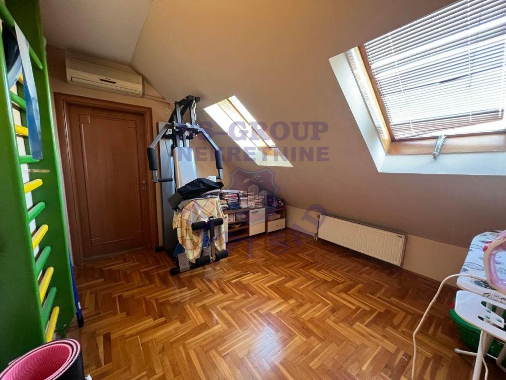Slika 9 - Petosoban stan na prodaju, 102m2, 206.000€