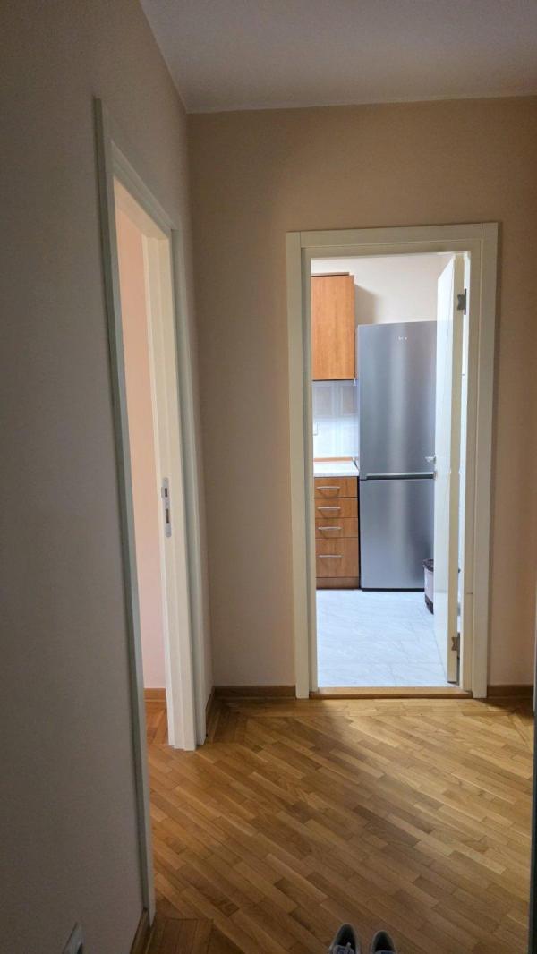 Slika 7 - Miće Popovića, Dvosoban stan za izdavanje, 59m2, 800€