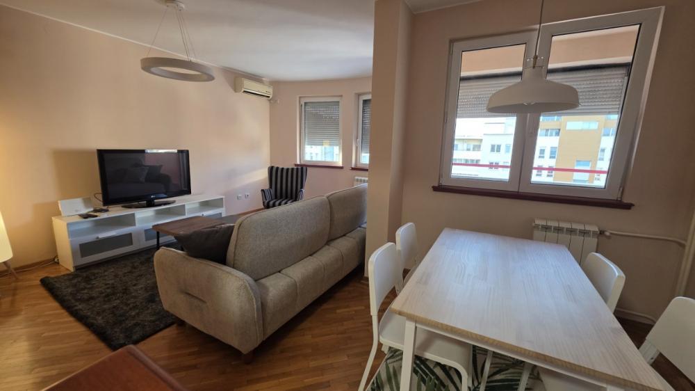 Glavna slika -Miće Popovića, Dvosoban stan za izdavanje, 59m2, 800€