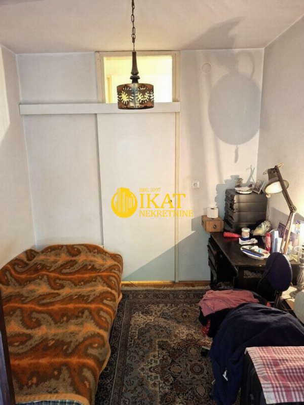 Slika 2 - Metohijska, Dvoiposoban stan na prodaju, 74m2, 259.500€