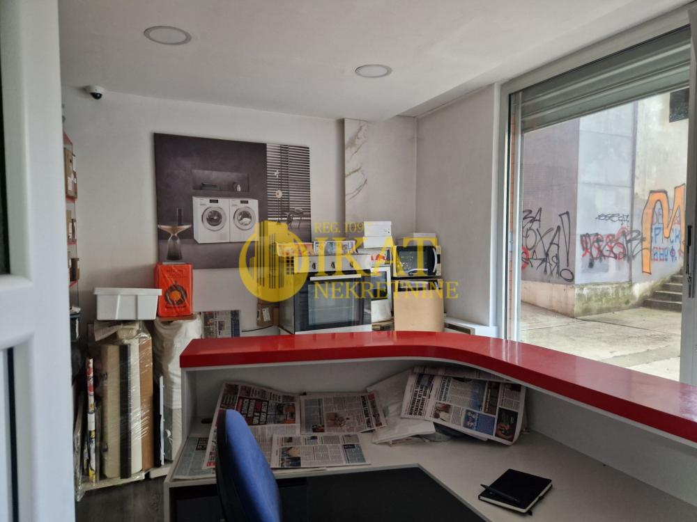 Slika 2 - Bulevar Kralja Aleksandra,  Lokal na prodaju, 98m2, 150.000€