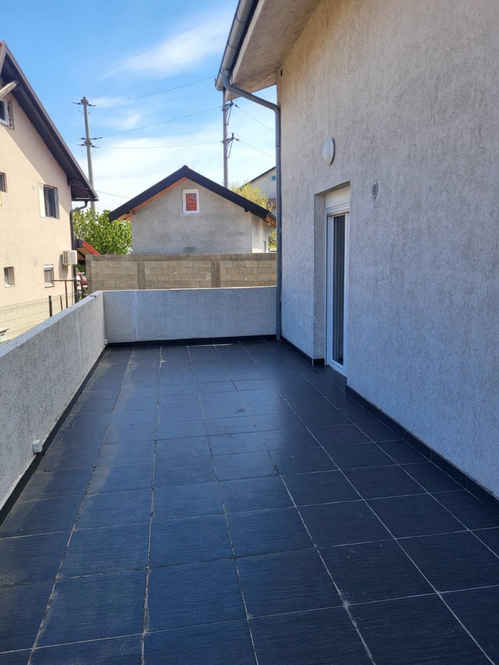 Slika 9 - Maje Dimitrijević,  Kuća za izdavanje, 160m2, 1.500€