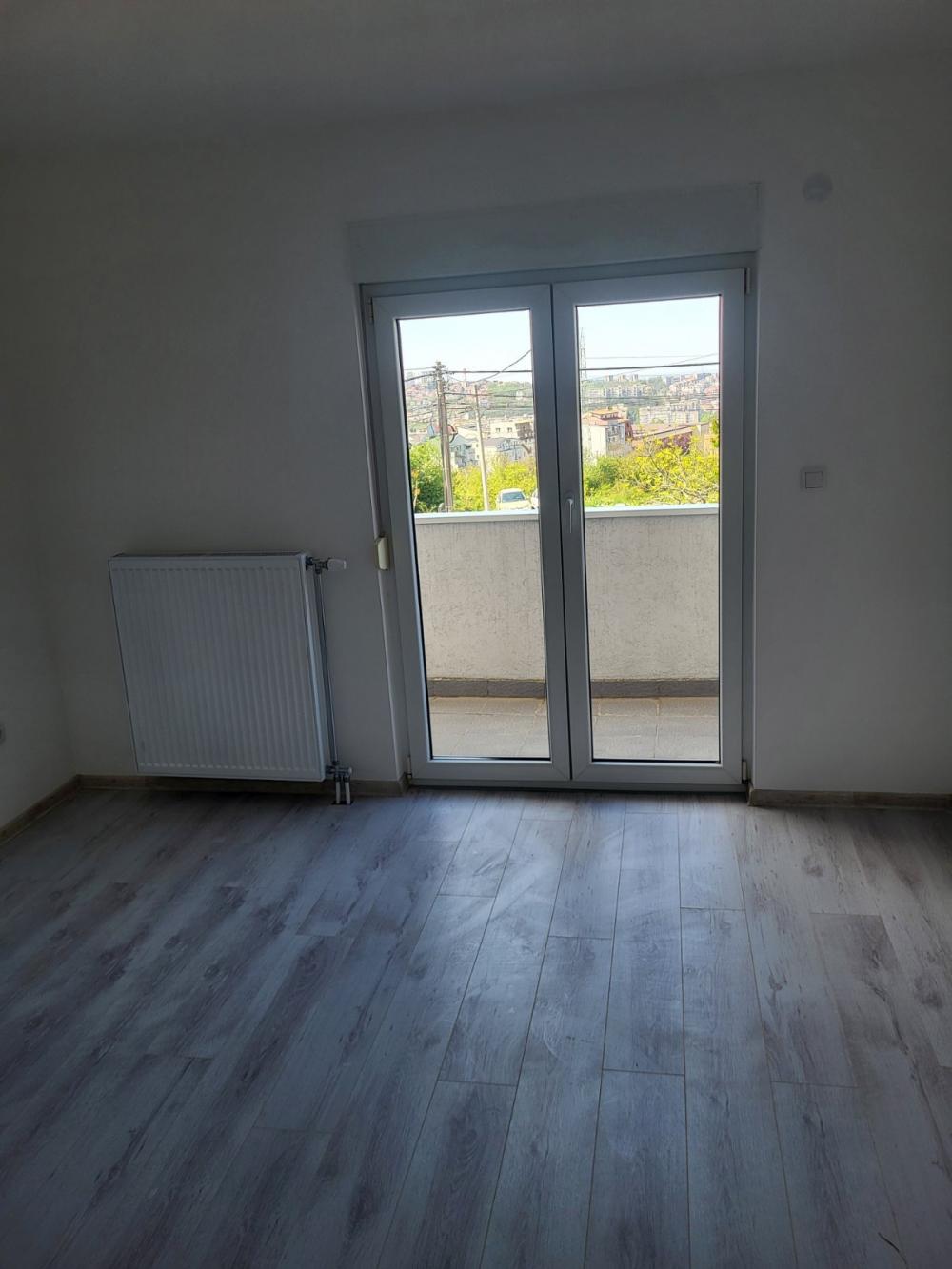 Slika 7 - Maje Dimitrijević,  Kuća za izdavanje, 160m2, 1.500€
