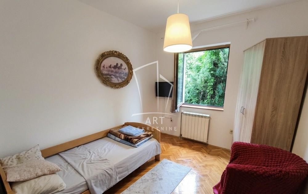 Slika 2 - Darinke Jevrić,  Kuća za izdavanje, 165m2, 6.000€