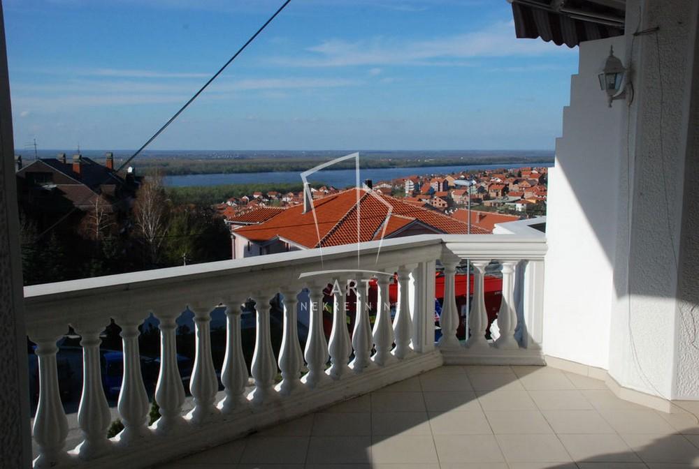 Slika 8 - Darinke Jevrić,  Kuća za izdavanje, 165m2, 6.000€