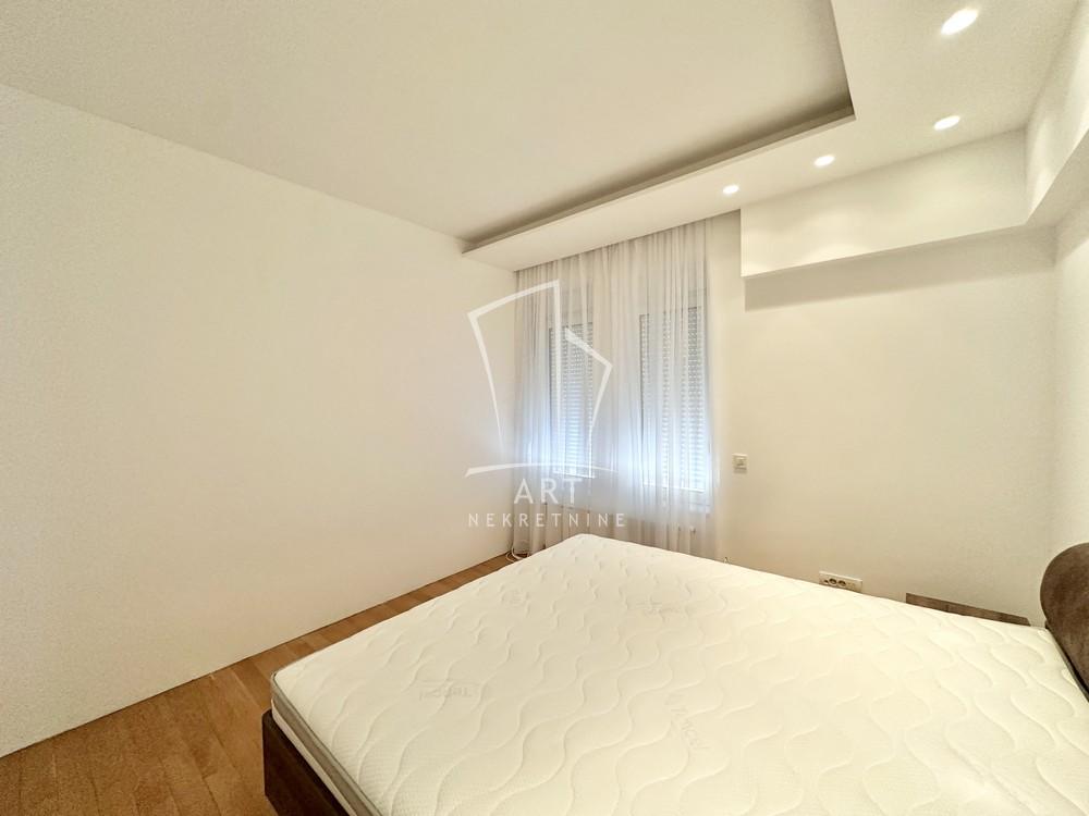 Slika 9 - Krupanjska, Petosoban stan za izdavanje, 135m2, 2.100€
