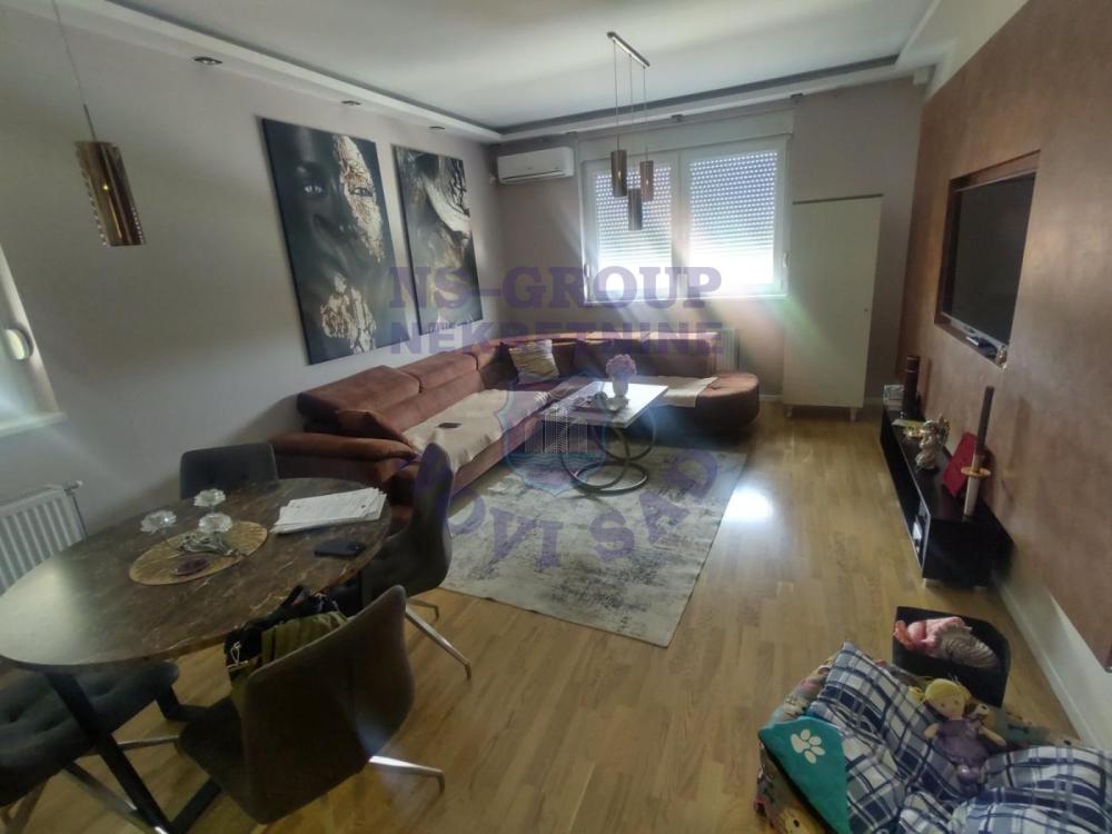 Slika 1 - Četvorosoban stan na prodaju, 91m2, 234.500€