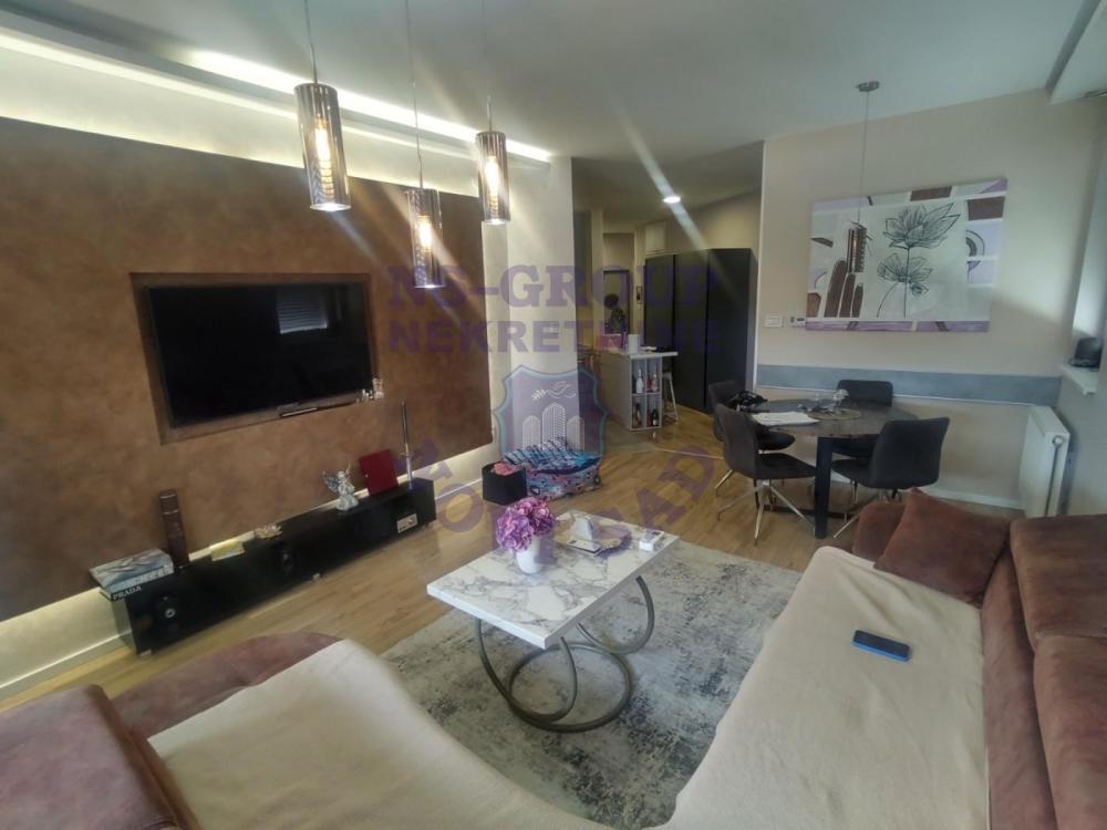 Glavna slika -Četvorosoban stan na prodaju, 91m2, 234.500€