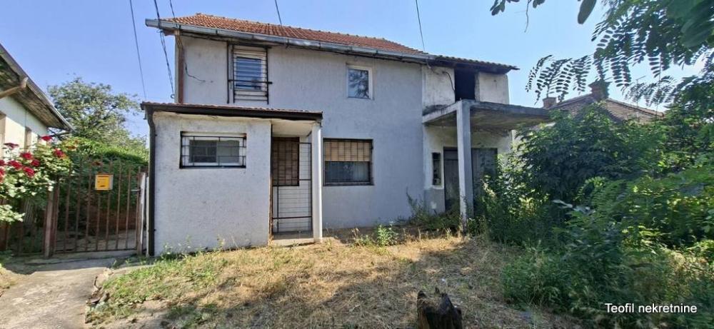 Glavna slika -Bulevar despota Stefana,  Kuća na prodaju, 61m2, 250.000€