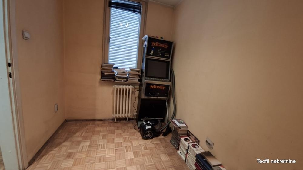 Slika 5 - Pere Velimirovića, Troiposoban stan na prodaju, 92m2, 230.000€