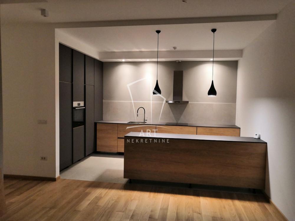 Slika 1 - Neznanog Junaka, Trosoban stan za izdavanje, 100m2, 2.000€