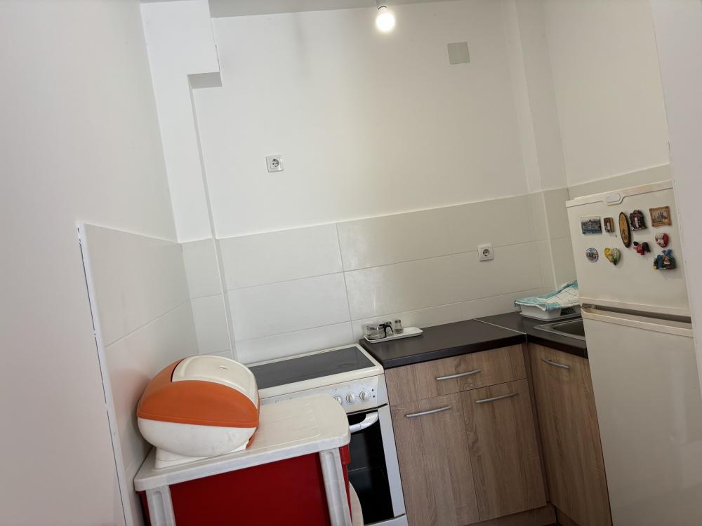 Slika 8 - Dobanovački Put, Jednoiposoban stan za izdavanje, 42m2, 400€