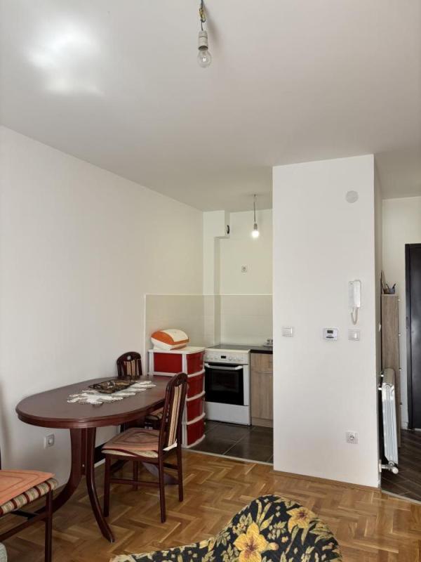 Slika 7 - Dobanovački Put, Jednoiposoban stan za izdavanje, 42m2, 400€