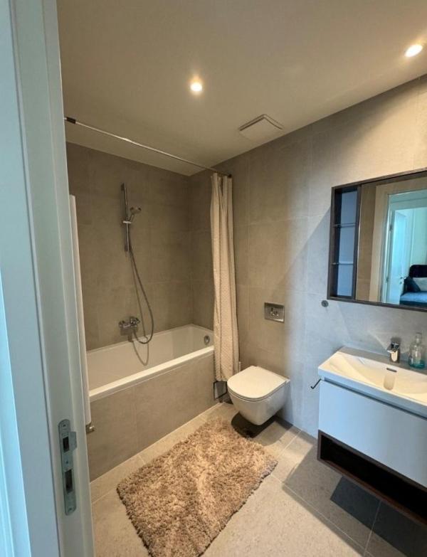 Slika 10 - Bulevar Vudroa Vilsona, Trosoban stan za izdavanje, 83m2, 1.700€
