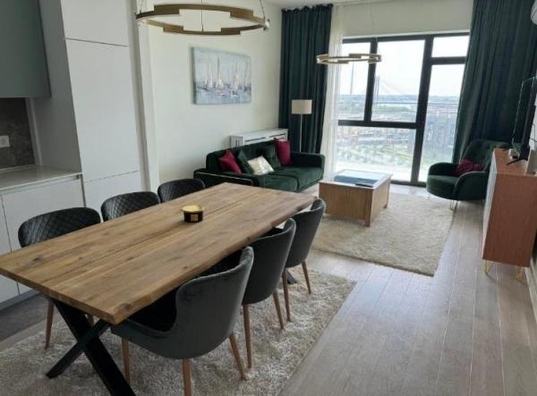 Slika 1 - Bulevar Vudroa Vilsona, Trosoban stan za izdavanje, 83m2, 1.700€